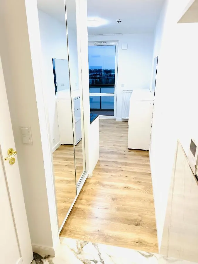 Luxury Iris Apartment Warsaw 0*,