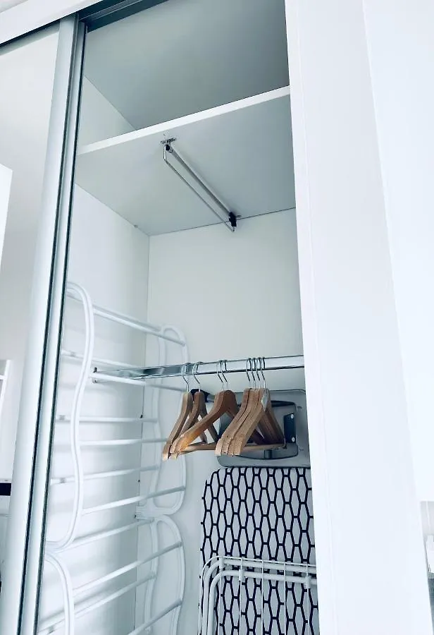 Luxury Iris Apartment Warsaw Poland