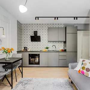 Apartament Shortstaypoland Kazimierza Wielkiego, Warszawa